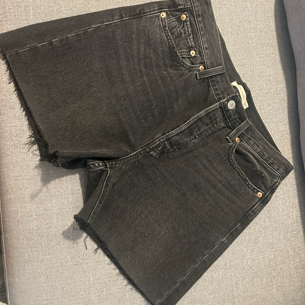 Levi’s Wedgie Straight Black Denim Cutoff Shorts